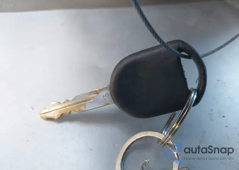 2004 Ford F-150 Lariat/Xl/Xlt z USA, uszkodzony, nr VIN 1FTPX12534NA49484